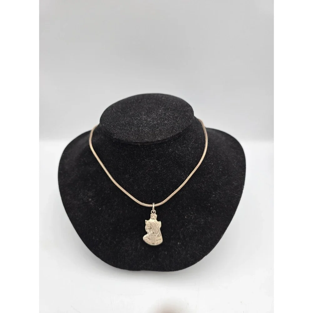 Nefertiti Pendant Necklace Women OS Silver tone Good Egyptian Revival Wheat